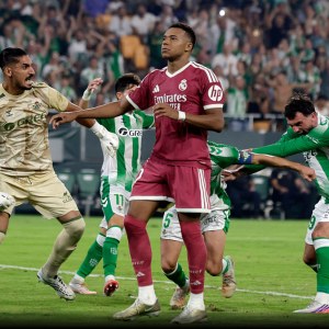 Real Betis Inflict First Defeat of the Season on Real Madrid