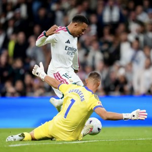 Real Madrid 4-1 Sevilla: Mbappé Leads Spectacular Victory Ahead of El Clásico